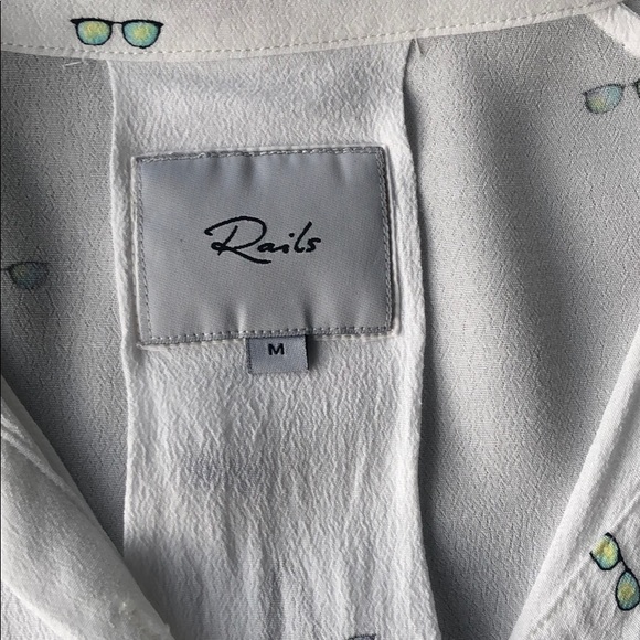 RAILS - Picture 2 of 4